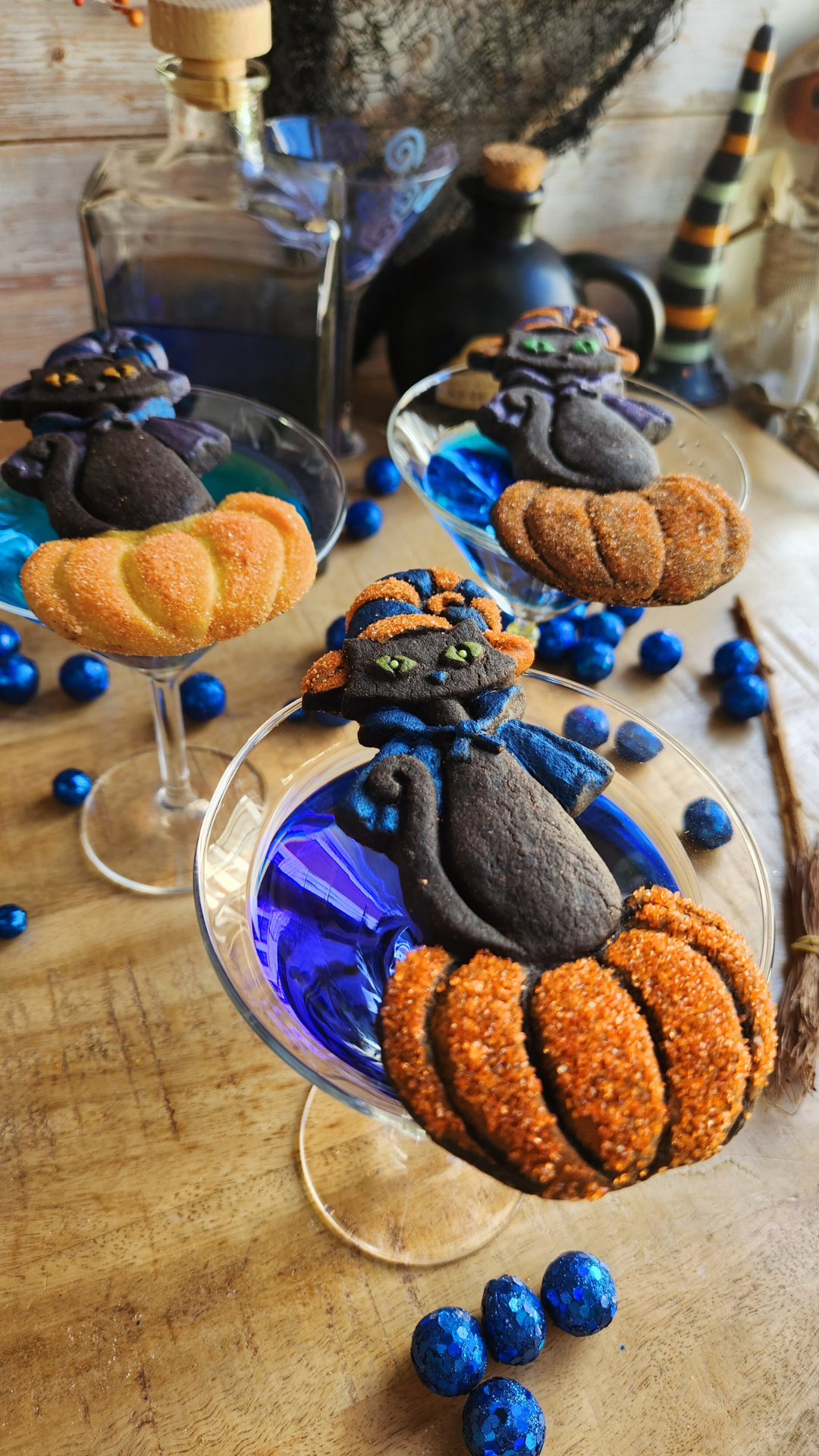 Retro Halloween Cat Witch Silicone Cookie Mold