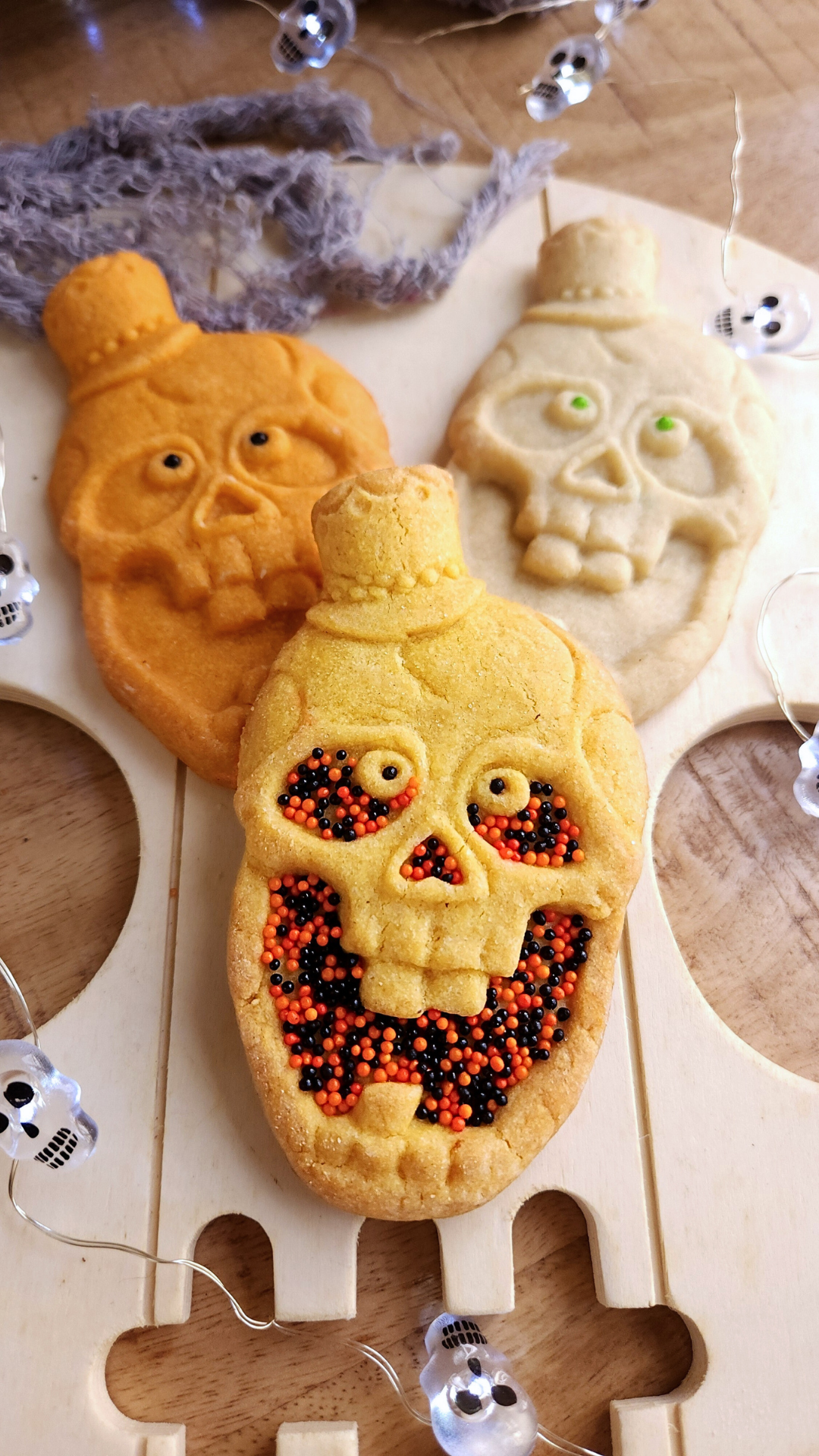 Silly Skull With Hat Silicone Cookie Mold