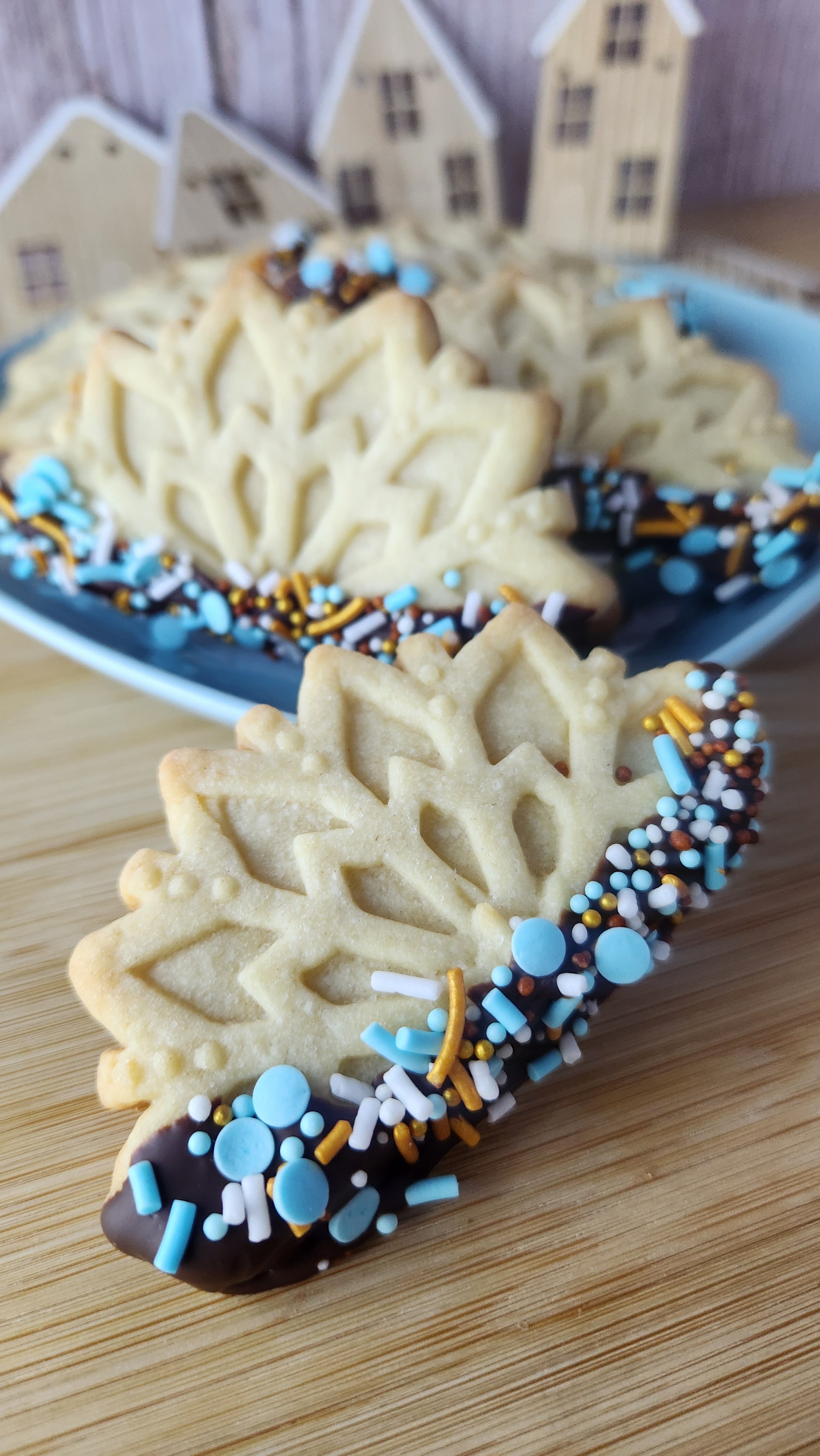 Starburst Snowflake Silicone Cookie Mold