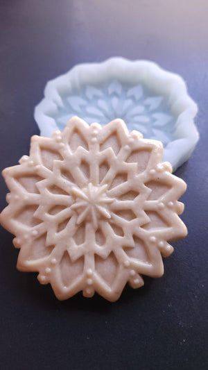 Starburst Snowflake Silicone Cookie Mold