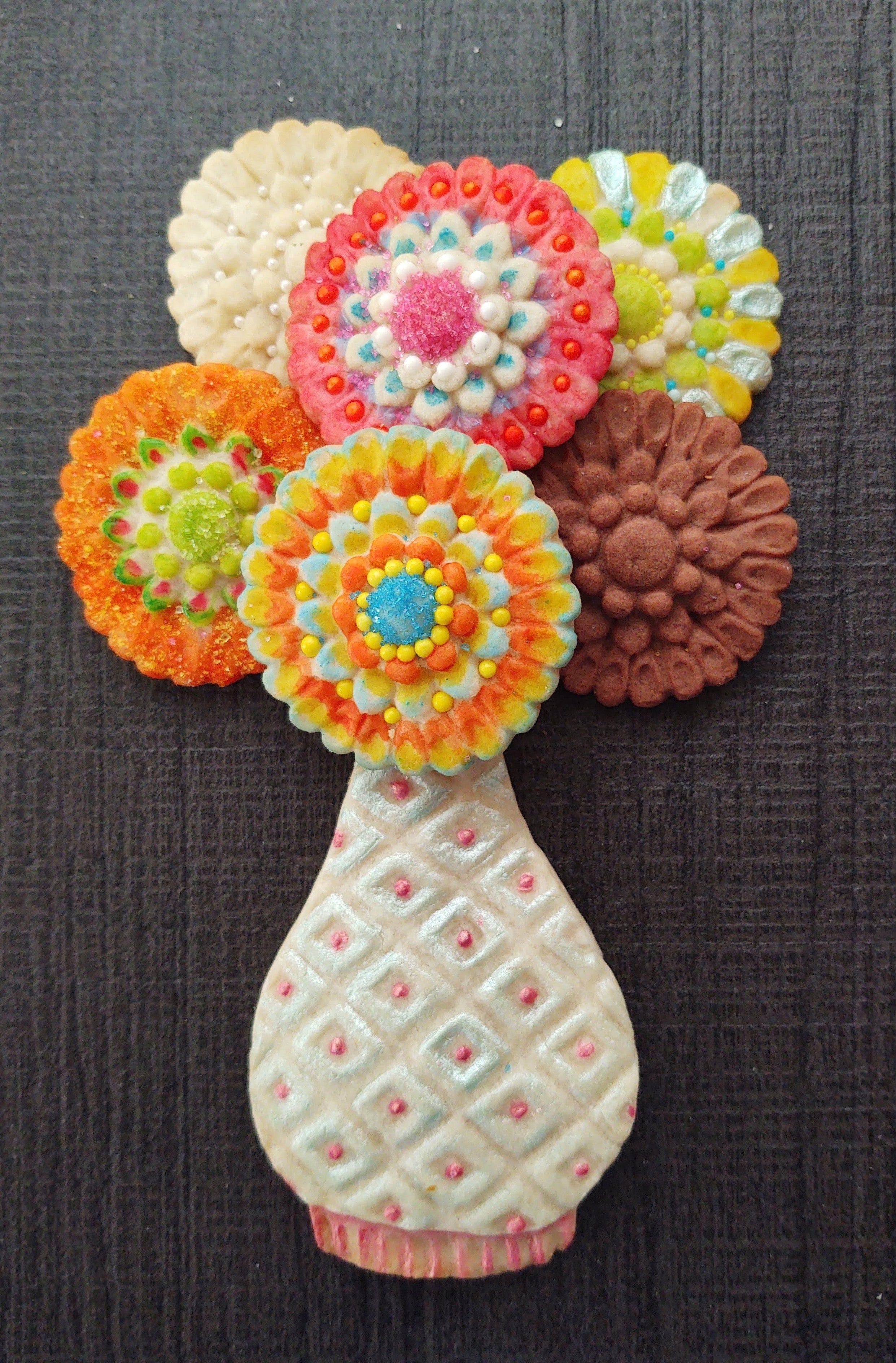 Vase & Flower Bouquet Silicone Cookie Mold Set - SAVE $5 – Artesão Cookie  Molds