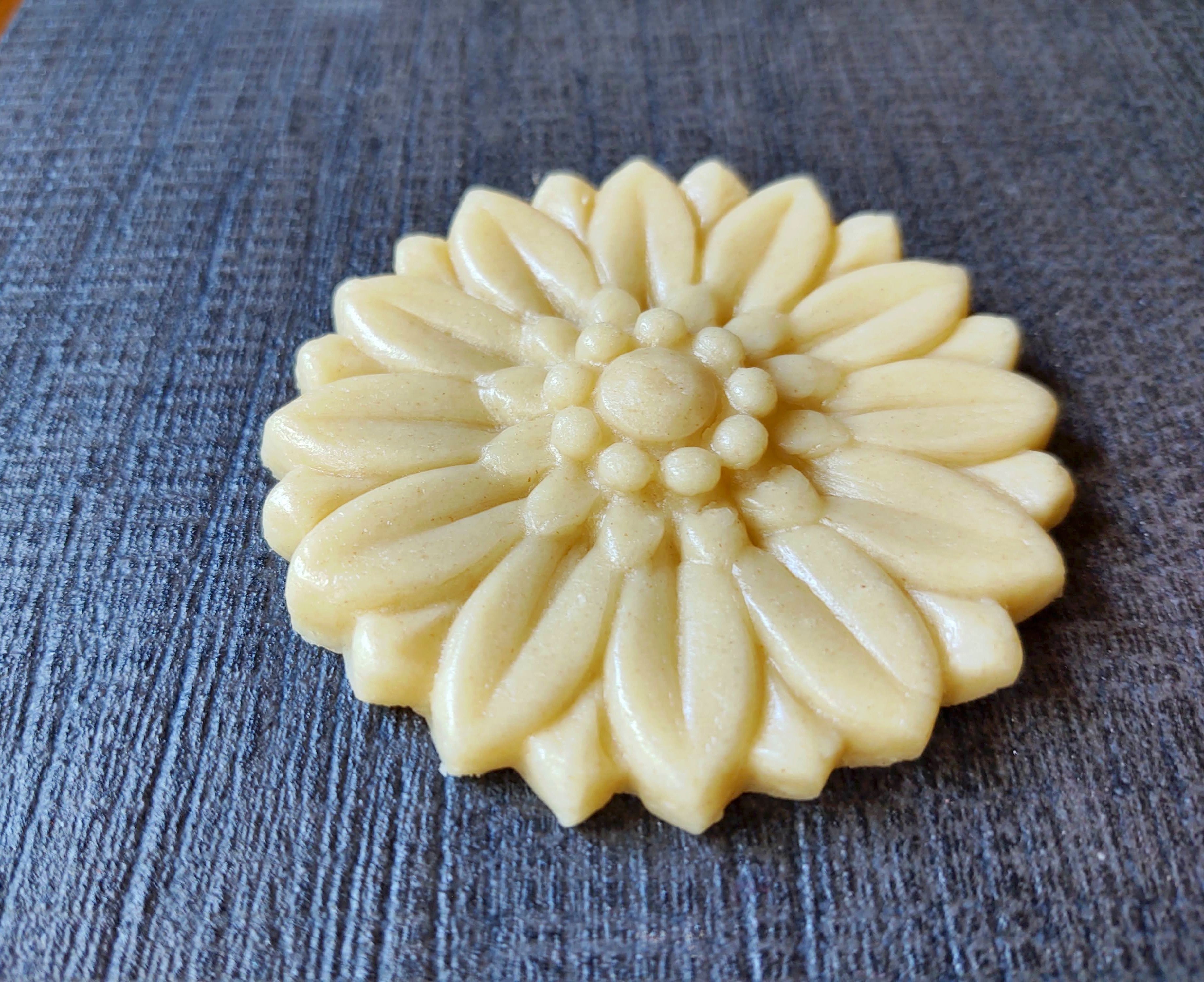Daisy Flower Silicone Cookie Mold